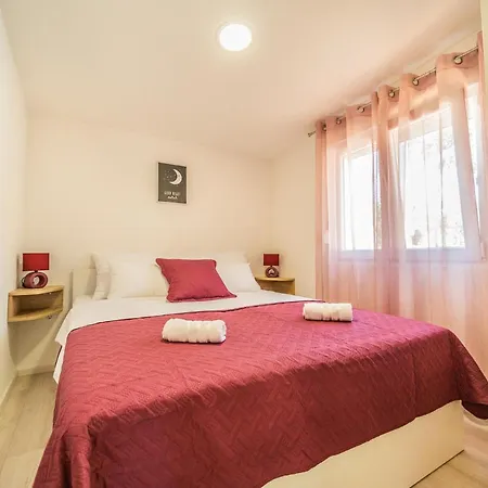 Mobile Fantina Mobile Homes Apartament Sveti Filip i Jakov
