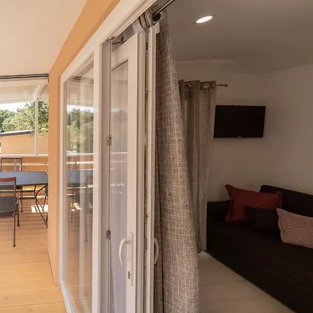 Apartament Mobile Fantina Mobile Homes *