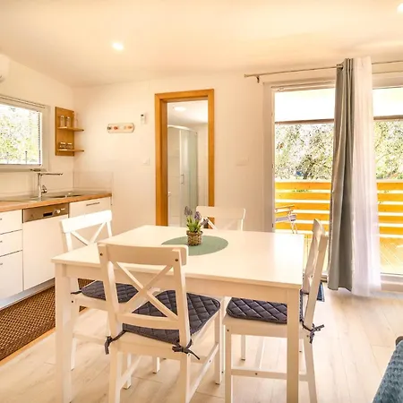 Apartament Mobile Fantina Mobile Homes